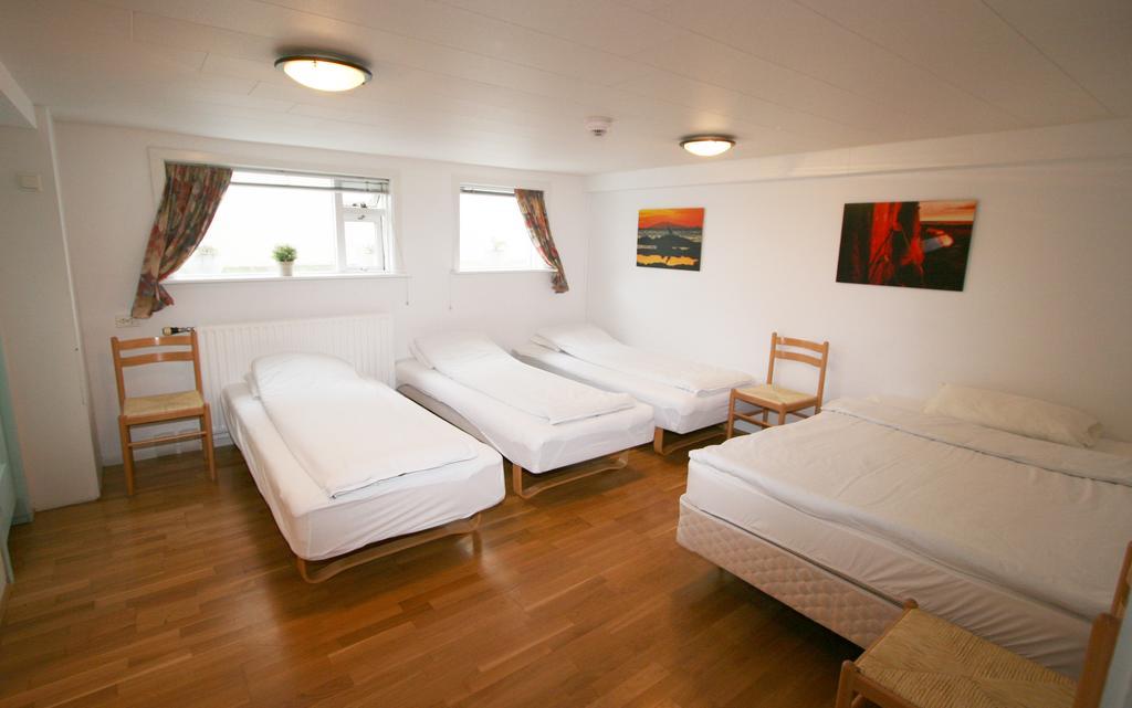 Akranes Hi Hostel - Staywest Luaran gambar