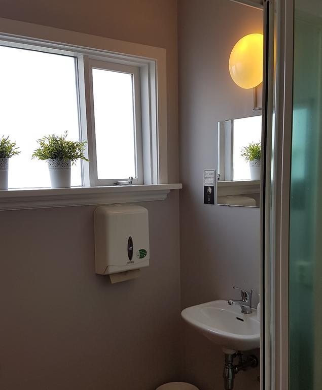 Akranes Hi Hostel - Staywest Luaran gambar